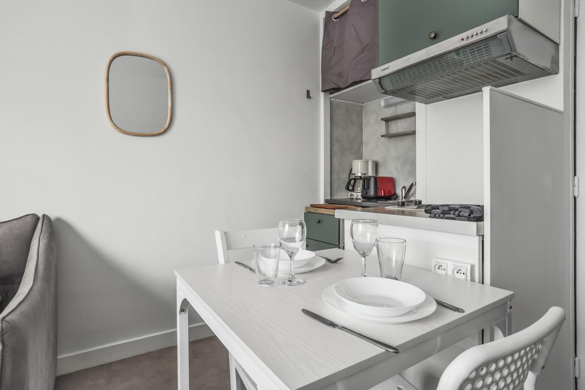 Comfortable Studio Dowtown Corbeil-Essonnes Kültér fotó